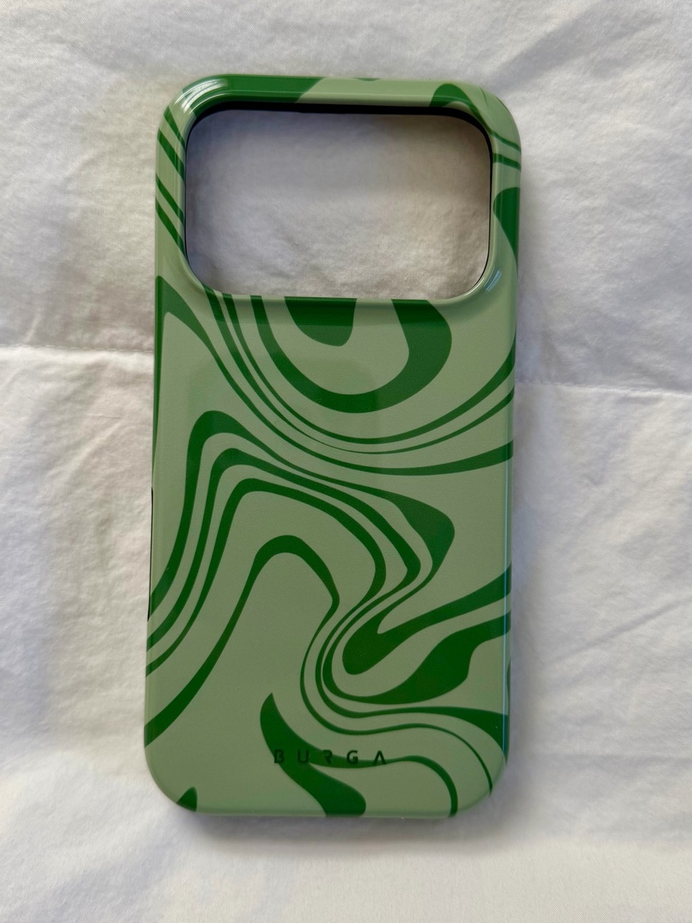 NWOT Burga Green Funky Sensation iPhone 17 pro Case